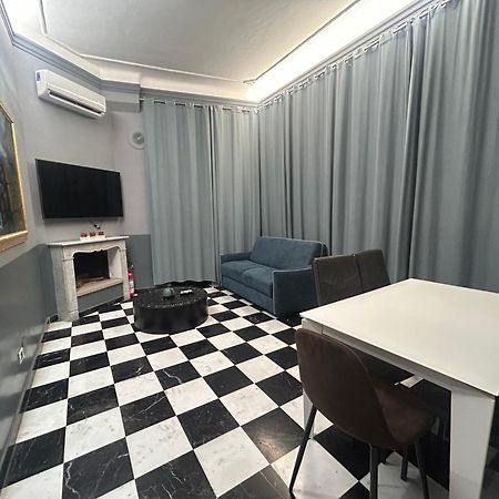 Esposizione Roof Apartment โรม ภายนอก รูปภาพ