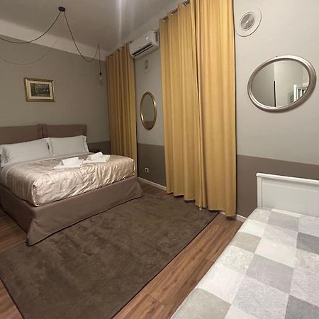 Esposizione Roof Apartment โรม ภายนอก รูปภาพ
