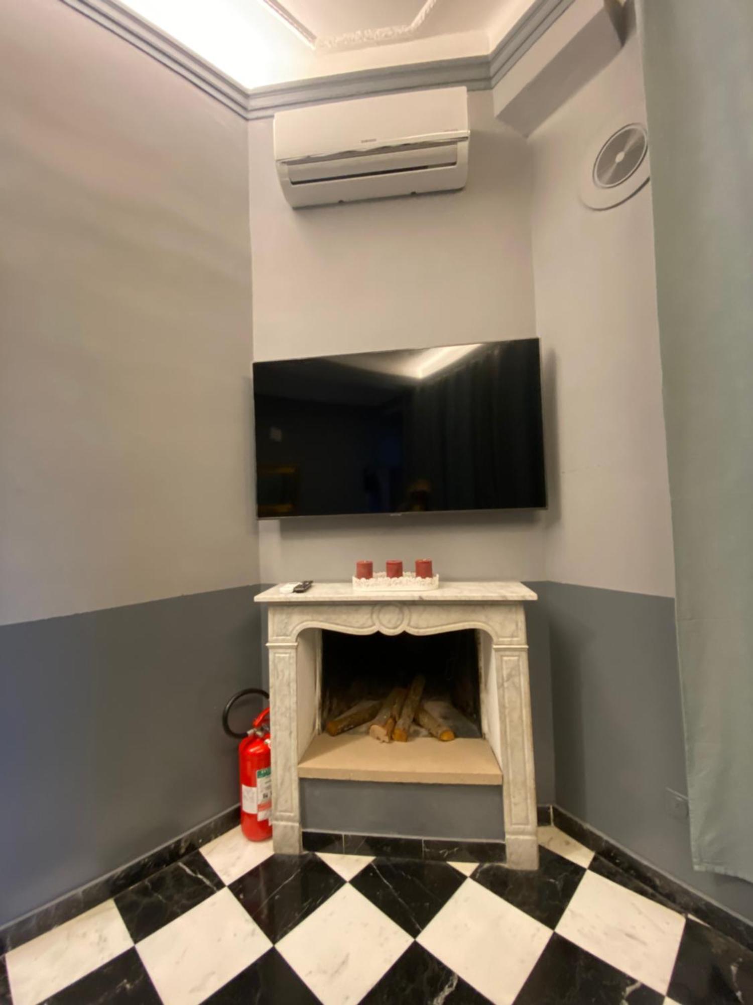 Esposizione Roof Apartment โรม ภายนอก รูปภาพ